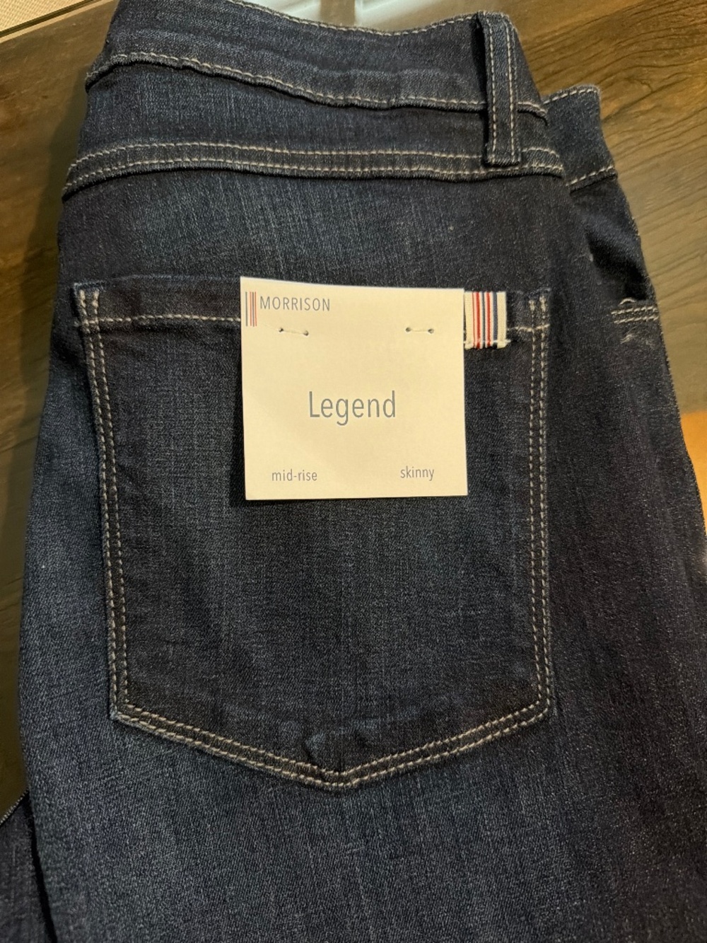 NWT Dark jeans size 29